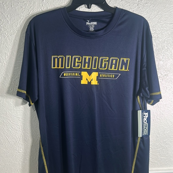 NWT University of Michigan Pro Edge Navy Michigan Athletics Men's Logo Tee Large - Picture 7 of 8
